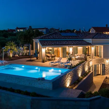 Beautiful Casa Materossa * Vrh (Krk)