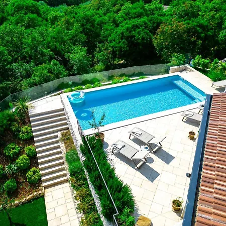 Beautiful Casa Materossa Vrh (Krk)